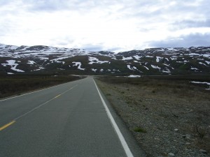 The road to Tangle Lake
